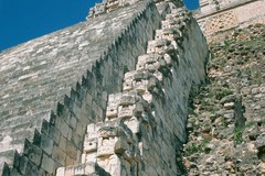 Pirámide del mago en Uxmal