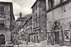 Gubbio, Corso Garibaldi