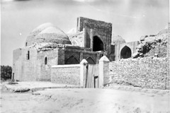 Комплекс Султан-Саадат, мавзолей Хусейна (XI в.)