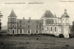 Environs de Taillebourg. Château de la Forêt