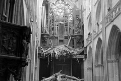 Caen - intérieur de l'église Saint-Pierre après la chute du clocher