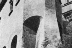 Gotycka wieża „Kurza Stopka” Zamku Królewskiego na Wawelu