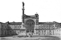 Giardino della Pigna. Vaticano - Cortile della Pigna con Colonna della Concordia