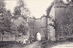 Château de Picquigny. Porte du Gard