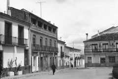 Campillo del Altobuey, Plaza del Caudillo
