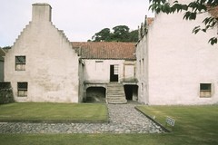 Culross Palace - Hall entrance to Lie