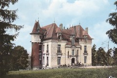 Crouy-sur-Ourcq. Vue sur le Château de Bellevue : colonie de la caisse des ecoles