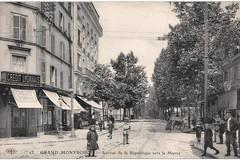 Avenue de la République vers la Mairie