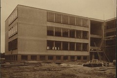 Nordflügel des Bauhausgebäudes im Bau