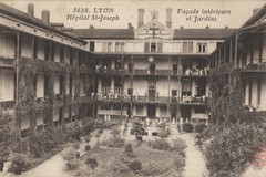 Lyon - Hôpital Saint-Joseph Façade intérieure et Jardins