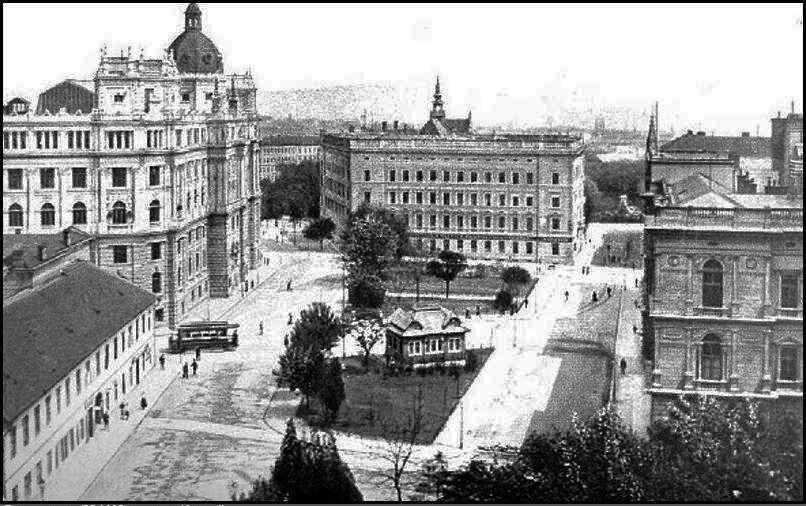Brno, Žerotínovo náměstí, Pohled na náměstí s domečkem v parčíku