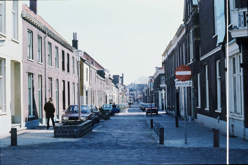 Nijhoffstraat gezien richting Hommelseweg