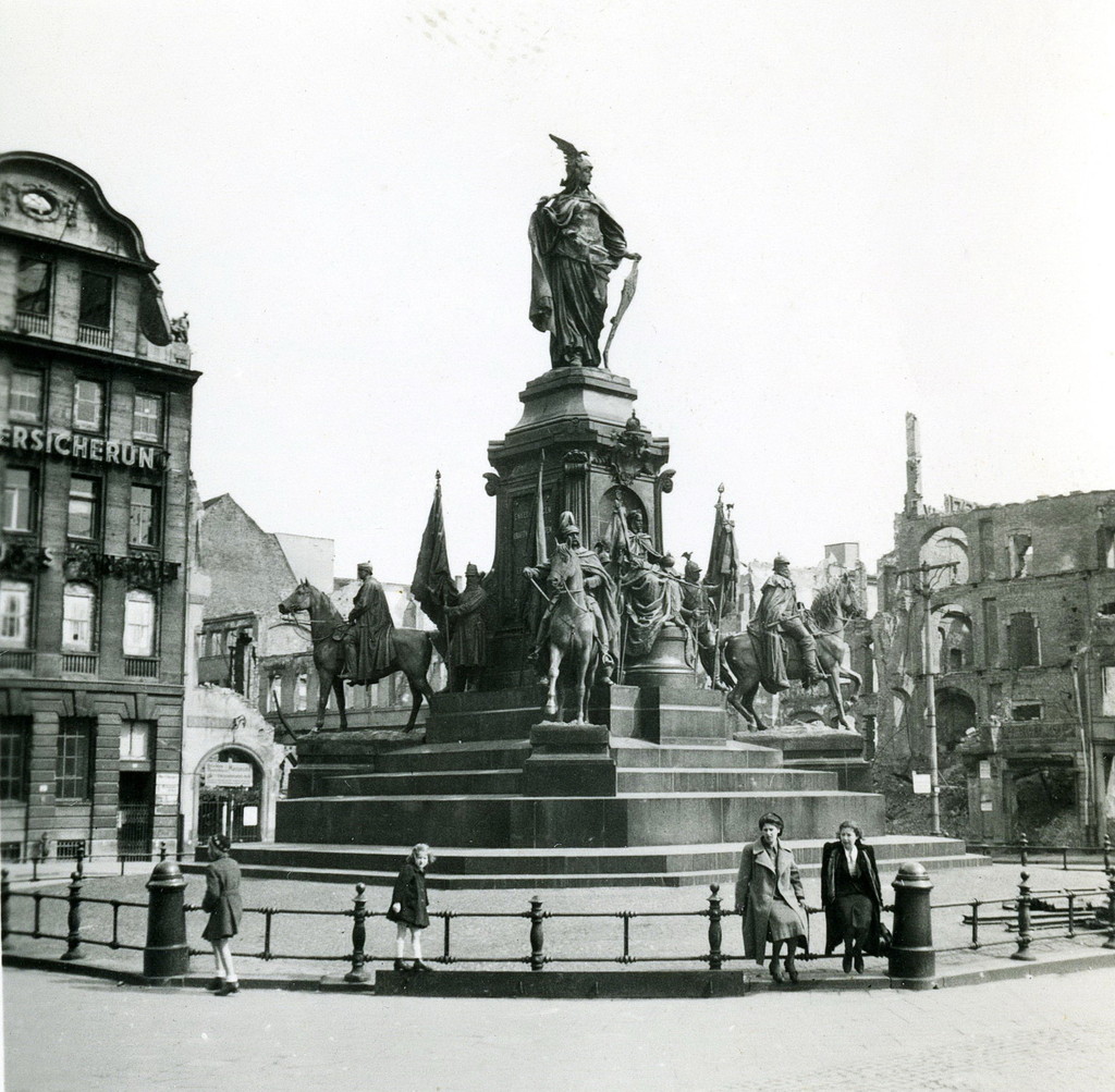 Denkmal errichtet zu Ehren des Sieges im Deutsch-Französischen Krieg von 1870-1871