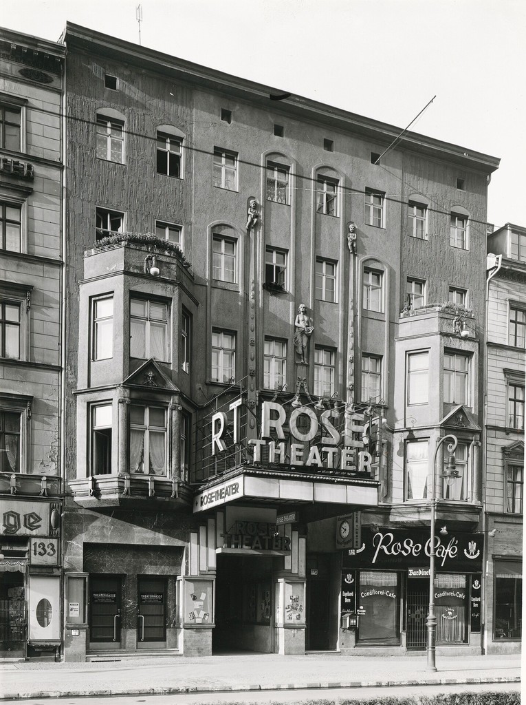 Große Frankfurter Straße 132: Rose Theater (auch: Ostend Theater, Carl-Weiß-Theater)