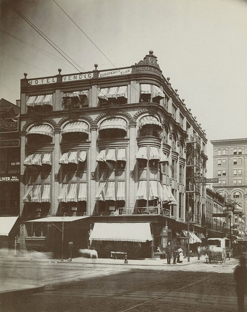Hotel Vendig, 12th and Market Streets