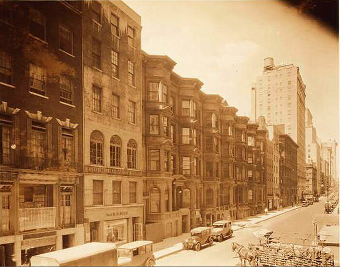 58th Street, south side, west from 32 West 58th Street, between Fifth and Sixth Avenues. June, 1925.