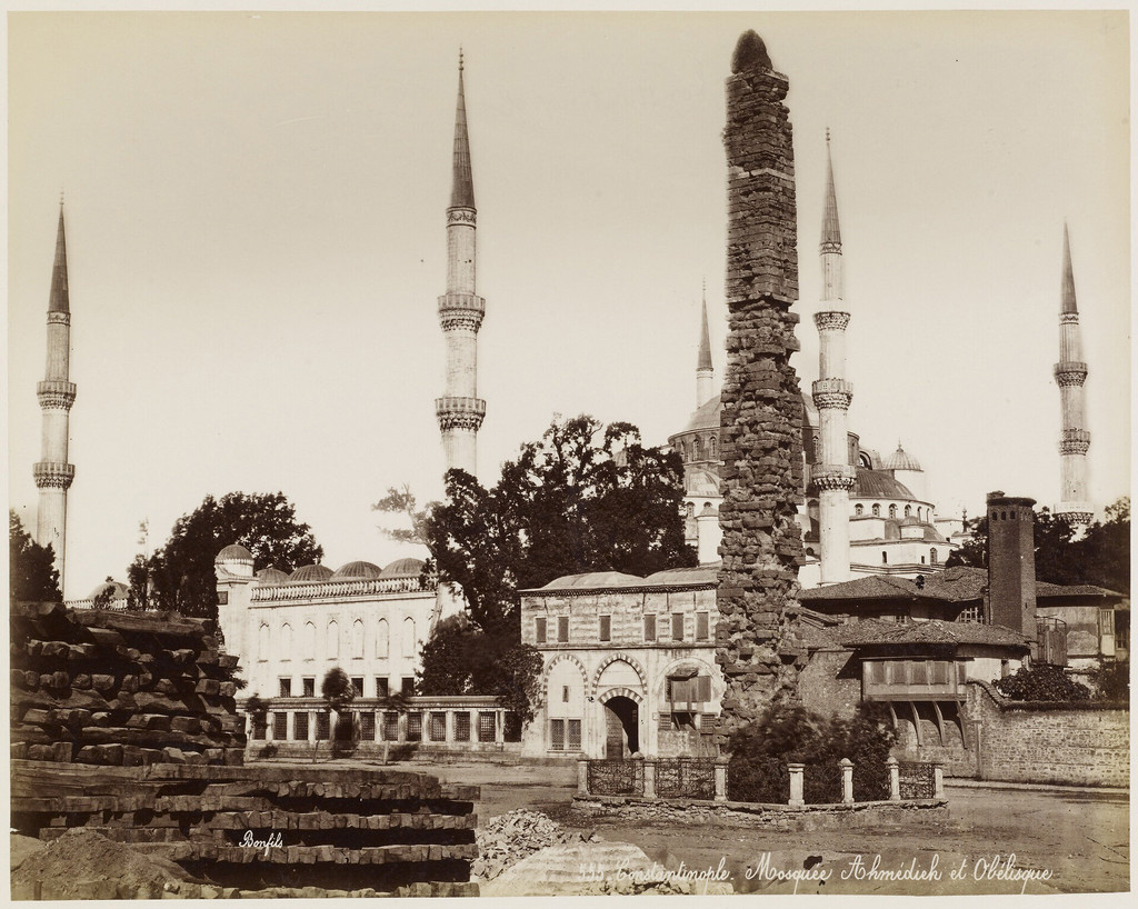 Konstantinopolis. Örme Dikilitaş