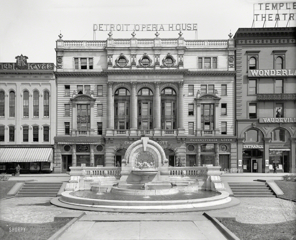 Detroit Opera House and Palmer Fountain