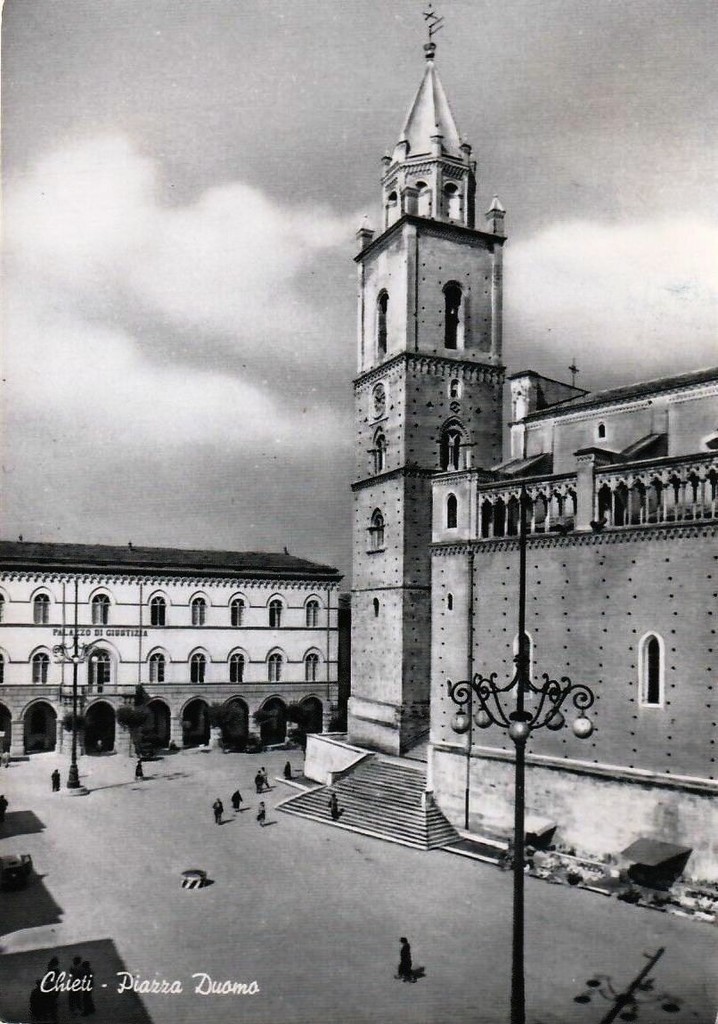 Chieti. Palazzo di Giustizia & Torre del Duomo