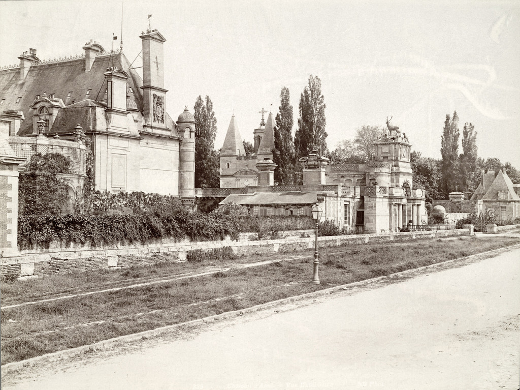Anet, Château. Exterior