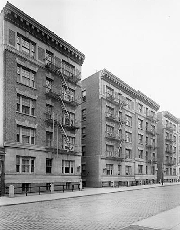 West 184th Street. Apartment house.