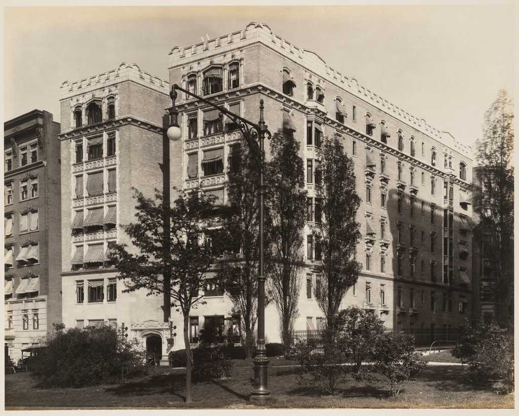 Irving Arms apartment building, 222 Riverside Drive