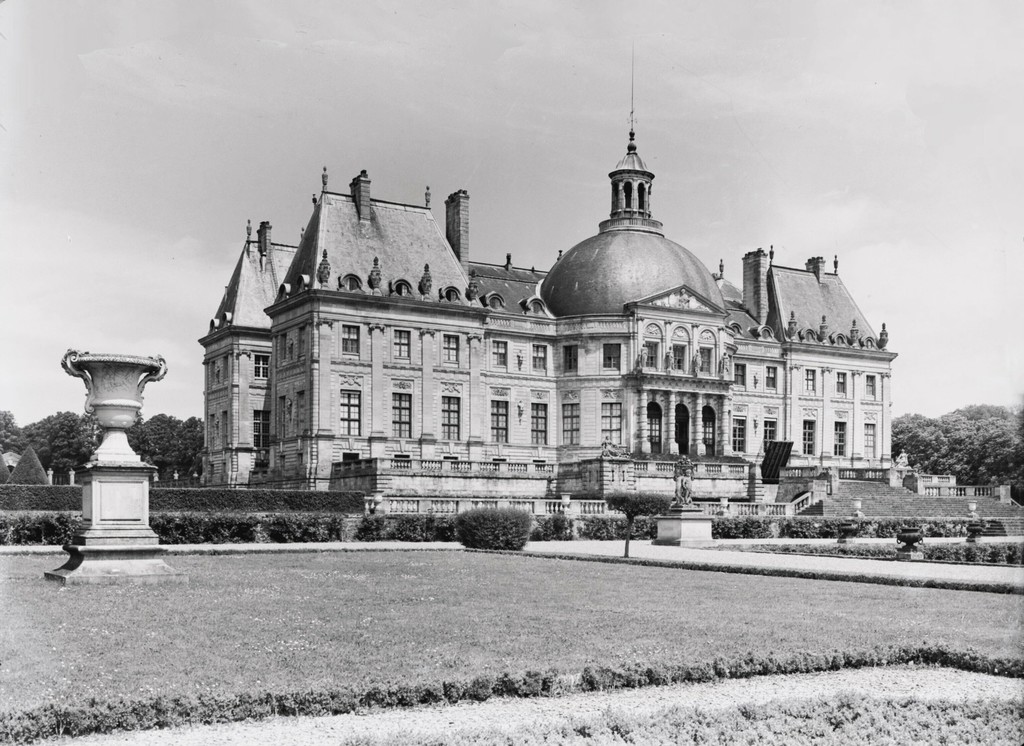 Château de Vaux-le-Vicomte à Maincy : façade sud