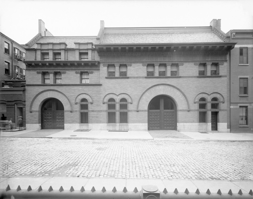126 East 66th Street. Havemeyer and Col. Payne Stable