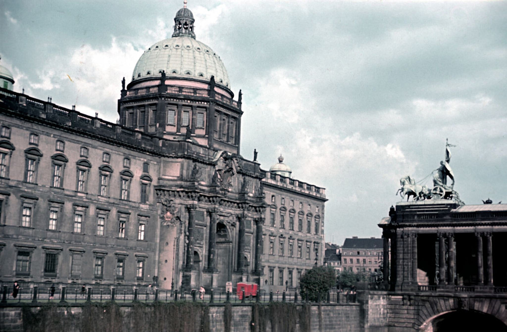 Stadtschloss with dome and National Kaiser Wilhelm Monument