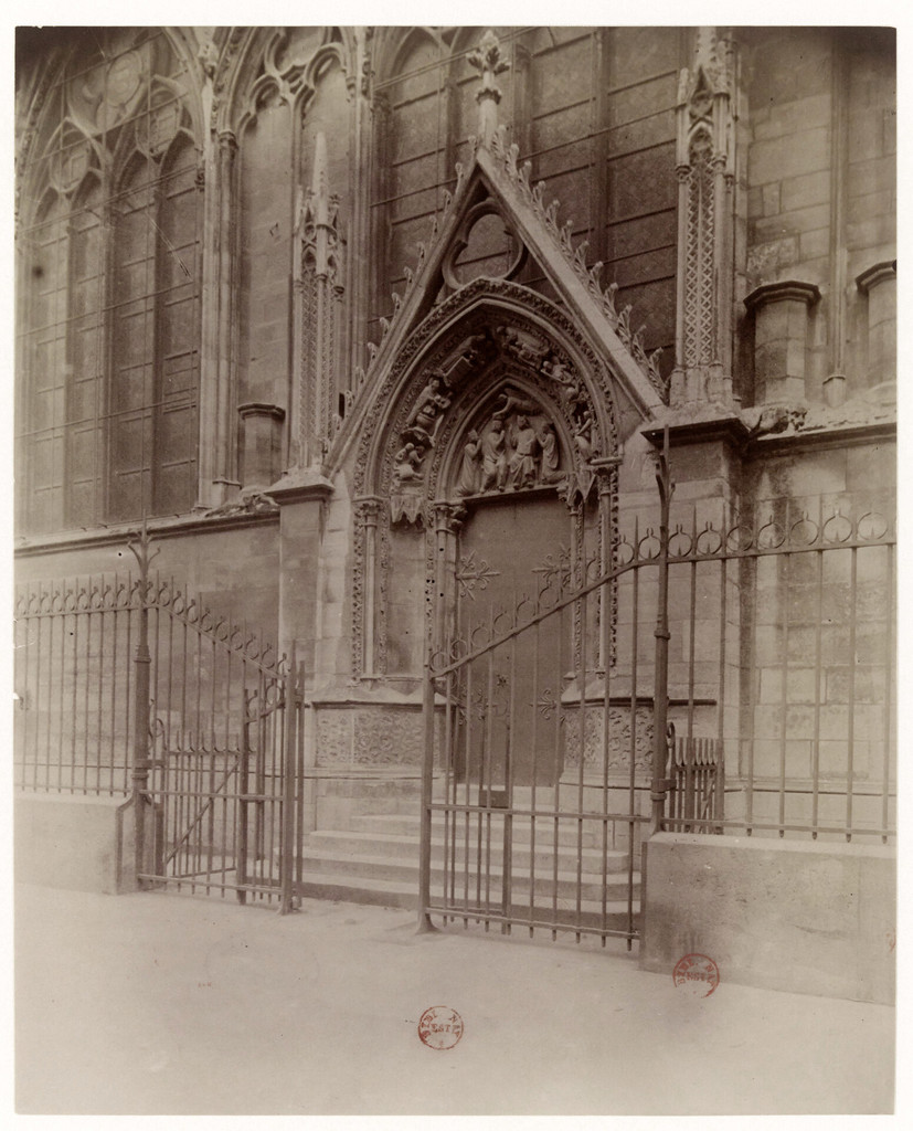 Cathédrale Notre-Dame de Paris: la porte Rouge