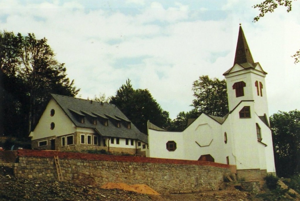 Zlaté Hory. Кostel Panny Marie Pomocné (Mariahilf), nový kostel krátce po dostavění