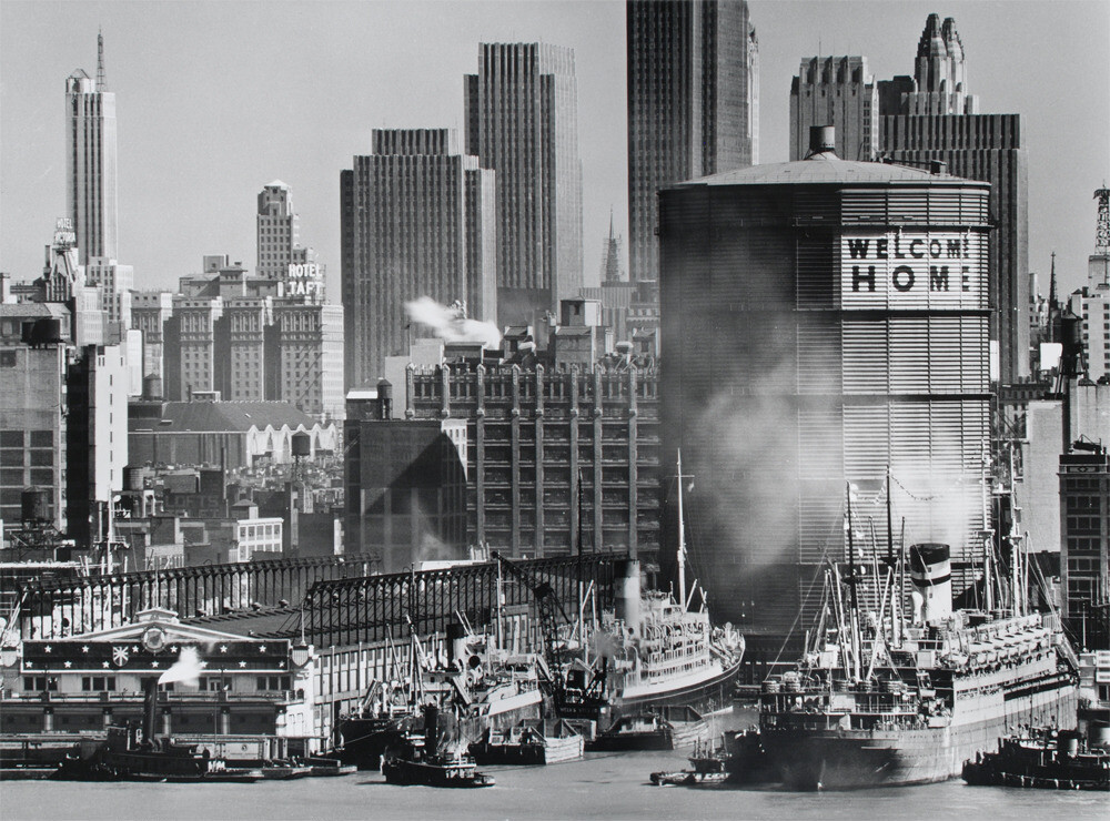 Manhattan from Hudson River 1945 NY