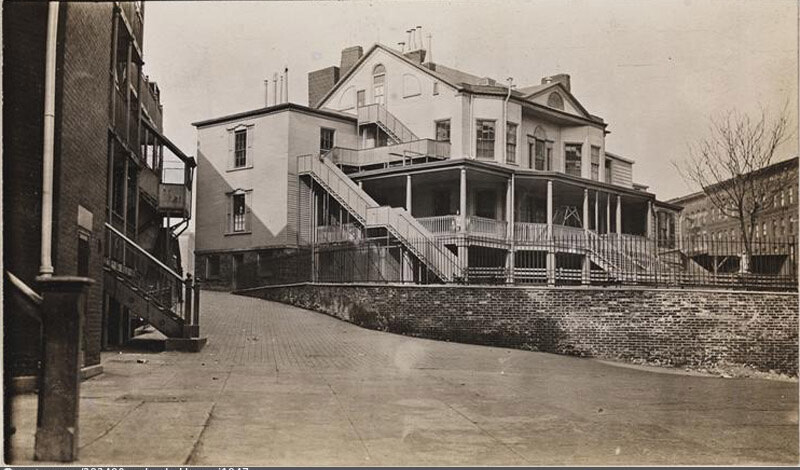 Prime Mansion, 90th Street and Avenue A (York)