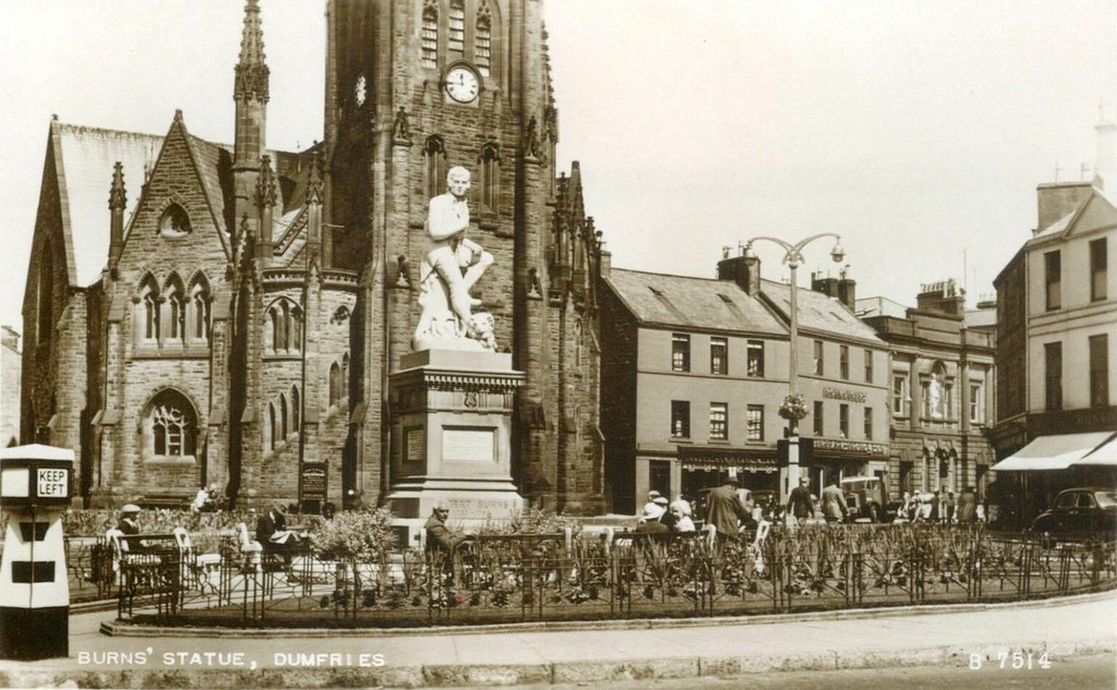 Dumfries. Square and Burns Statue