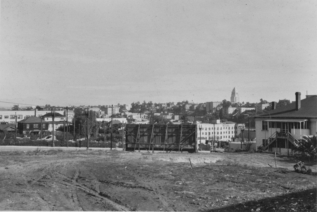 Bunker Hill from 6th Street and Beaudry Avenue