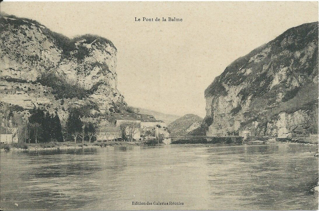 Ain, Savoie. Pont suspendu de La Balme