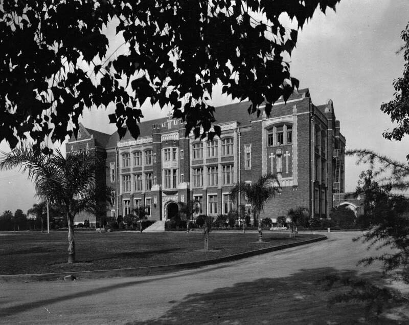 Exterior view of Loyola High School, CA