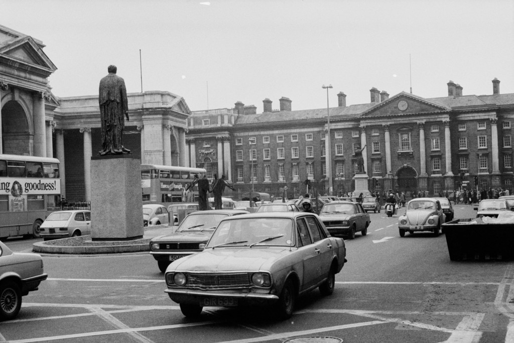 College Green with statues of Thomas Davis (l.) and Henry Grattan