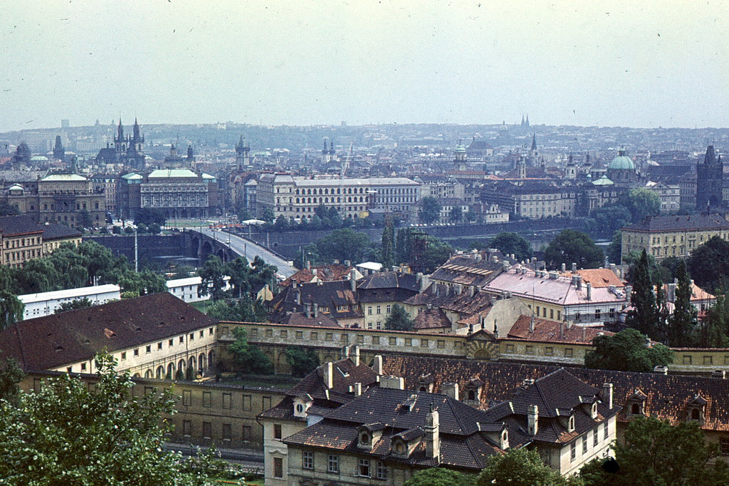 Praha, pohled ze starého hradu