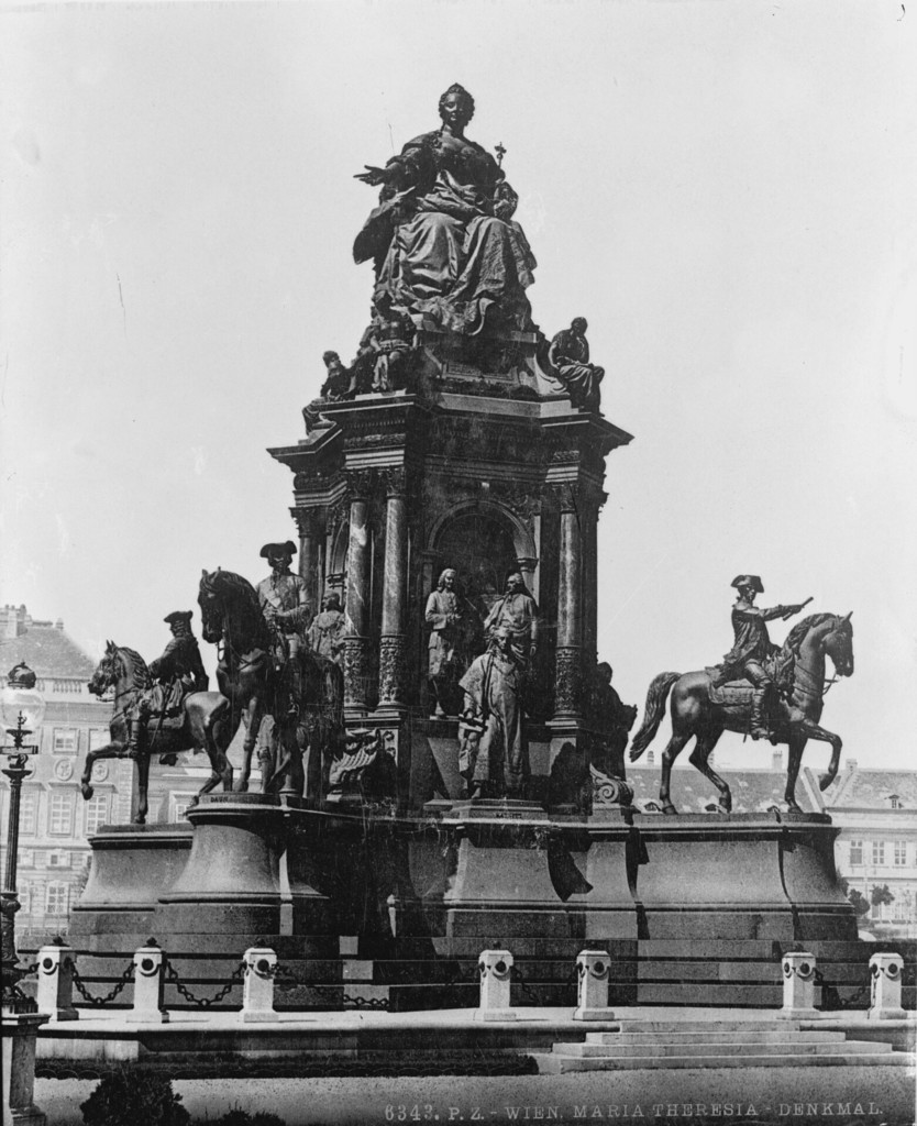 Monument to Maria Theresa