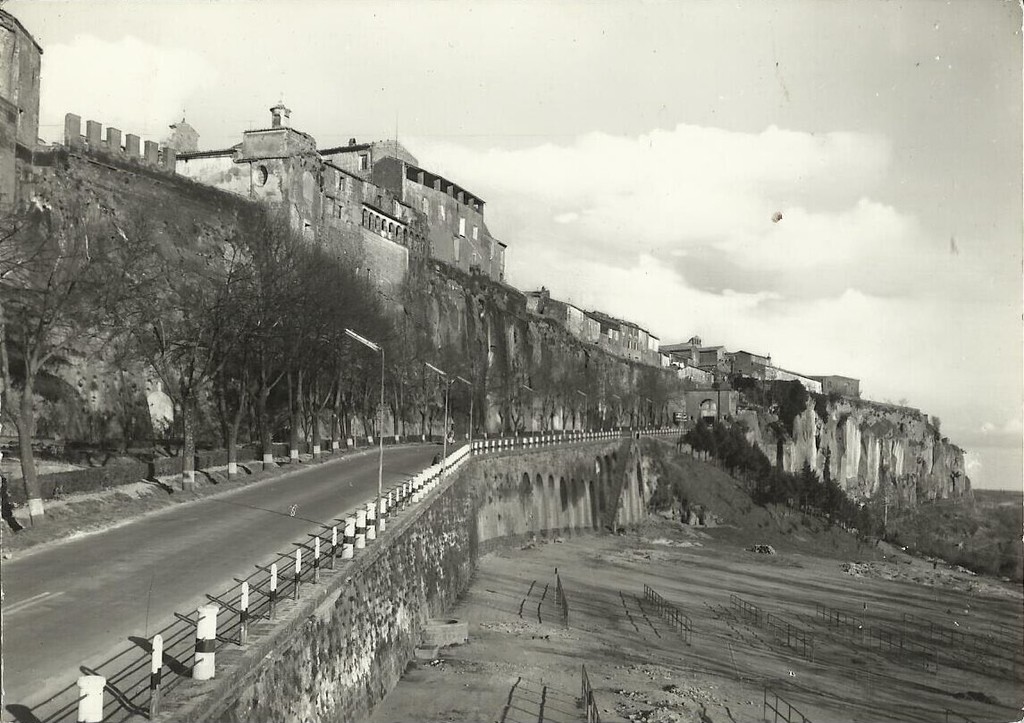 Orvieto, Mura di Porta Romana