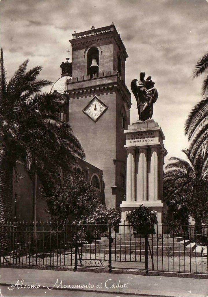 Alcamo, Monumento ai Caduti