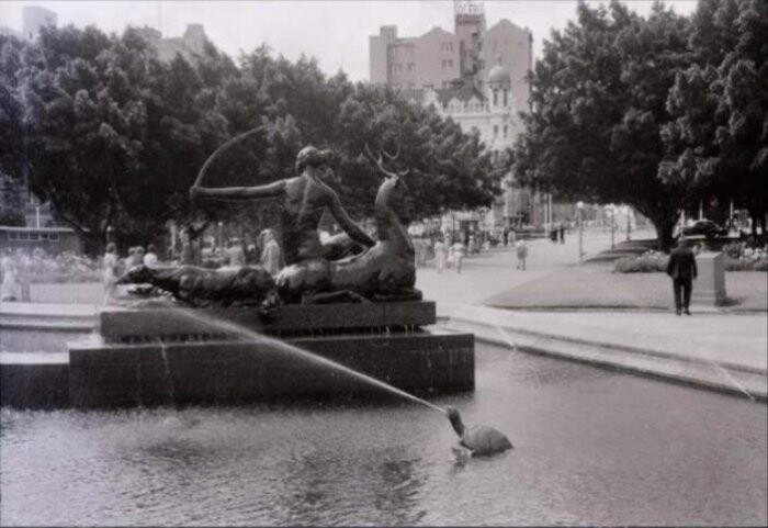 Hyde Park's Archibald Fountain
