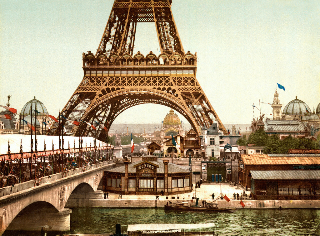 Tour Eiffel. Exposition Universelle. paris