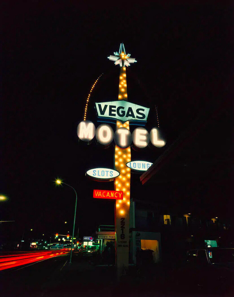 Vegas Motel sign at 2216 Fremont