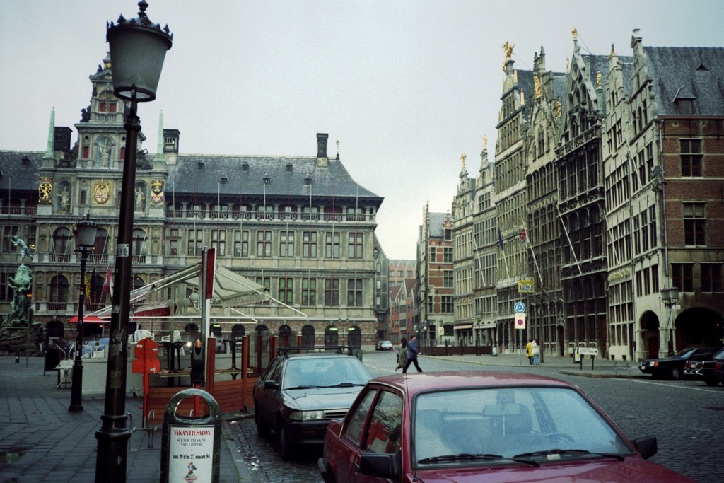 Hôtel de ville, Grote Markt