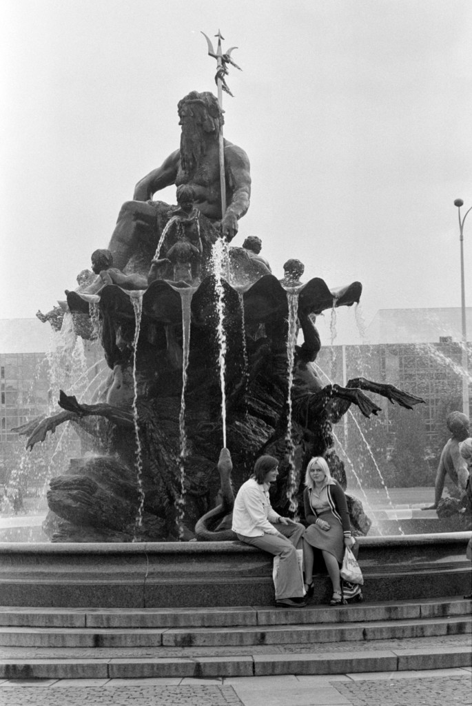 Neptunbrunnen auf dem Marx-Engels-Platz