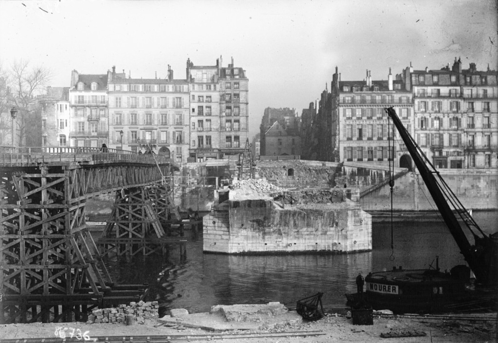 Vue générale du pont de la Tournelle