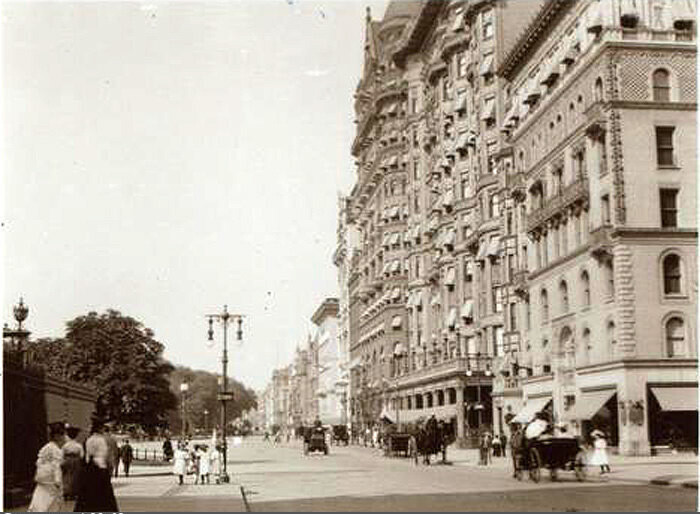 Fifth Avenue, northeast corner and northwards from 58th Street.