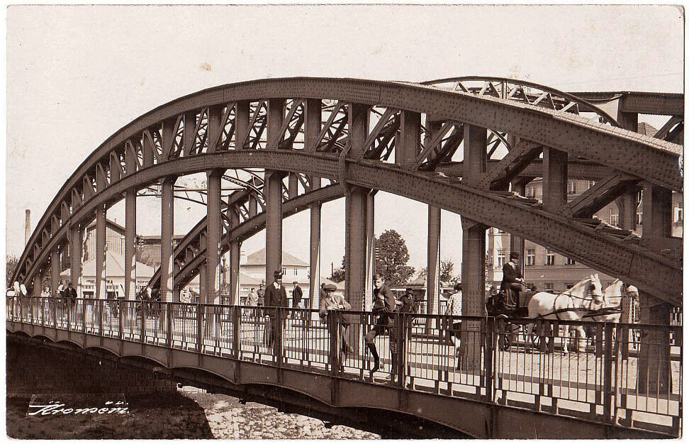 Kroměříž. Most